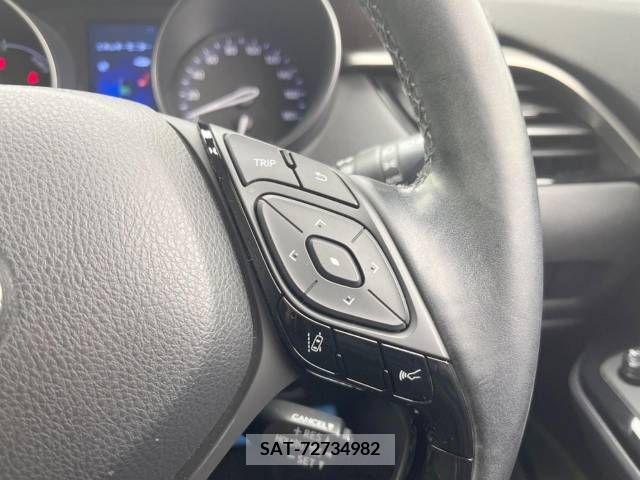 Toyota C-HR 2017-05 264068-2