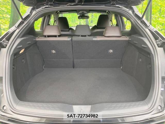 Toyota C-HR 2017-05 264068-11