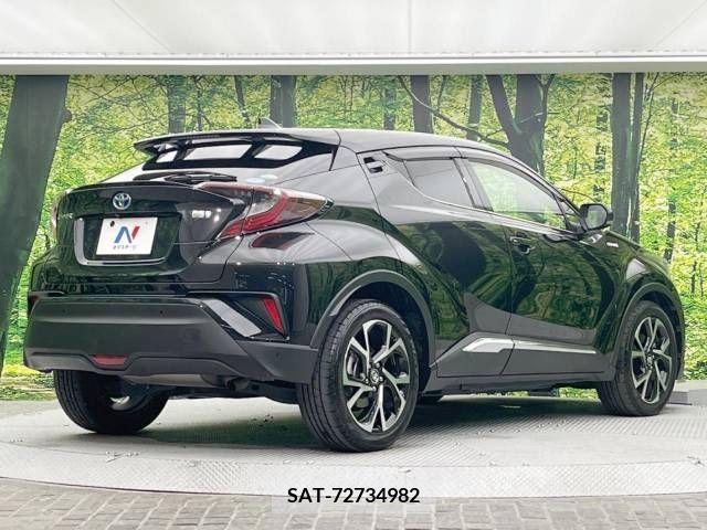 Toyota C-HR 2017-05 264068-17
