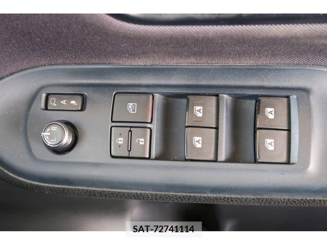 Toyota VOXY 2016-06 321489-13