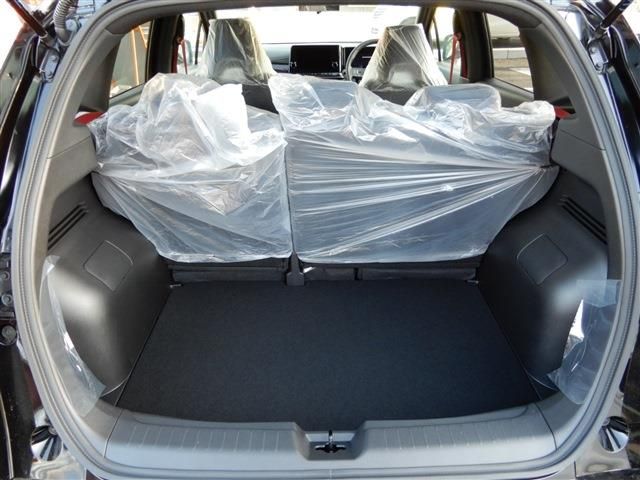 Nissan AURA 2023-01 1868-4