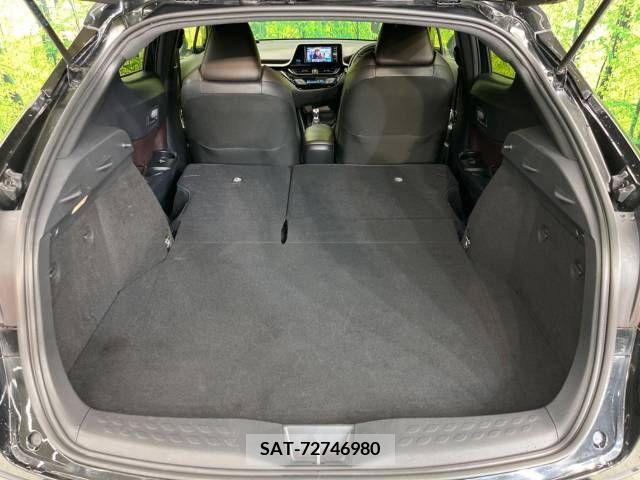 Toyota C-HR 2017-10 264249-10
