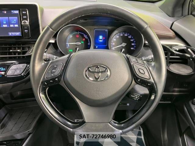 Toyota C-HR 2017-10 264249-11