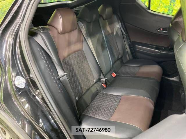 Toyota C-HR 2017-10 264249-9