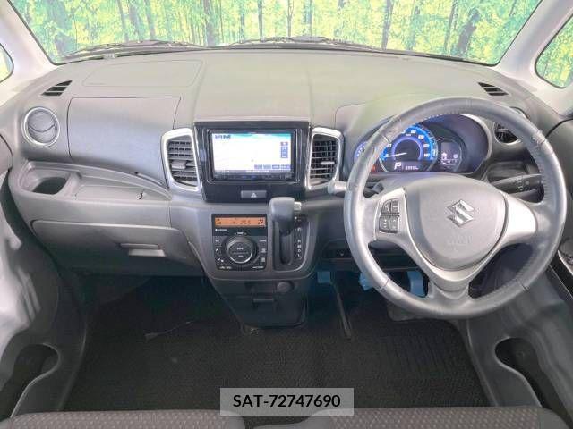 Suzuki SPACIA 2016-08 312261-1