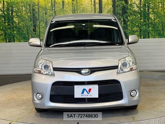 Toyota SIENTA 2012-04 342354-15