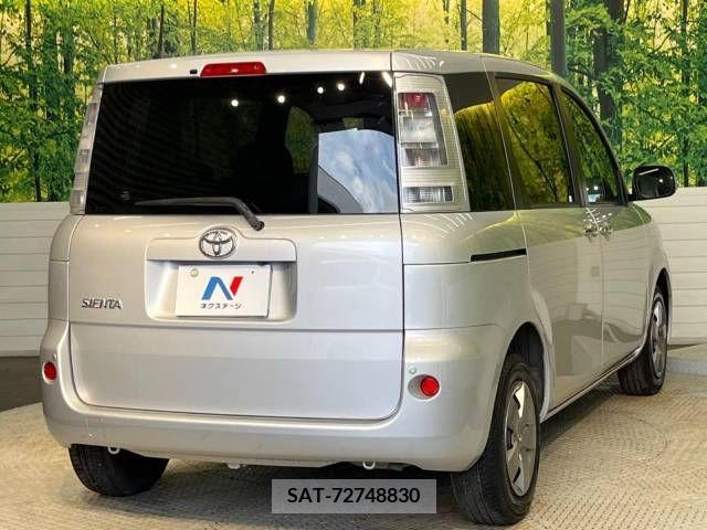 Toyota SIENTA 2012-04 342354-18