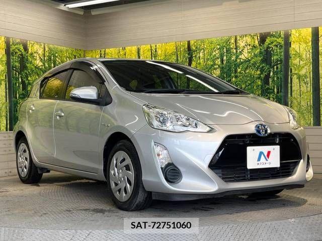 Toyota AQUA 2016-05 356310-16