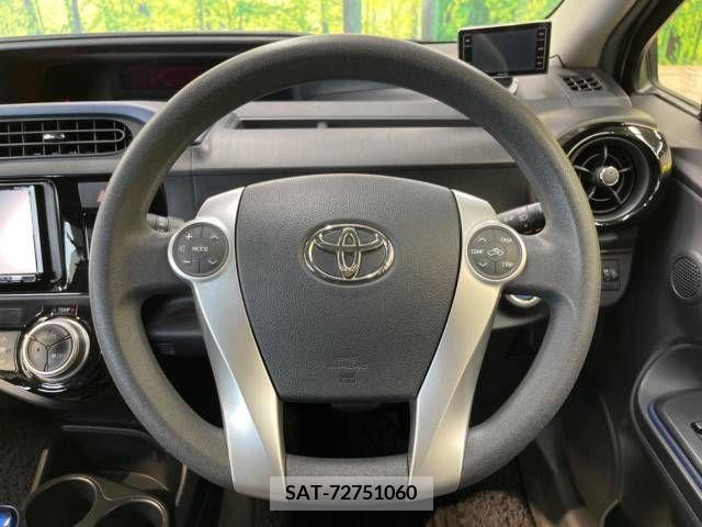 Toyota AQUA 2016-05 356310-11