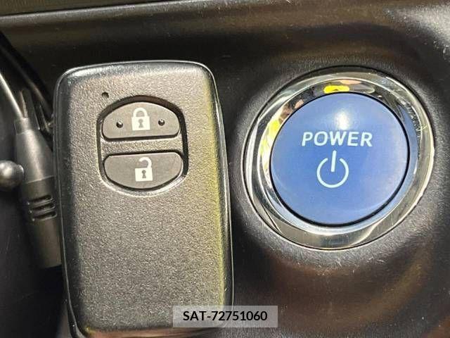 Toyota AQUA 2016-05 356310-6