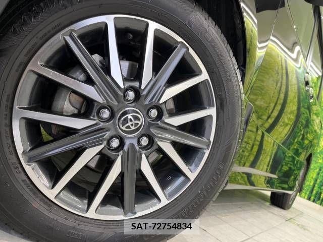Toyota VOXY 2015-04 206092-14