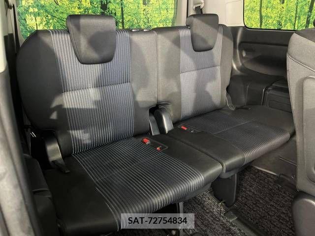 Toyota VOXY 2015-04 206092-10