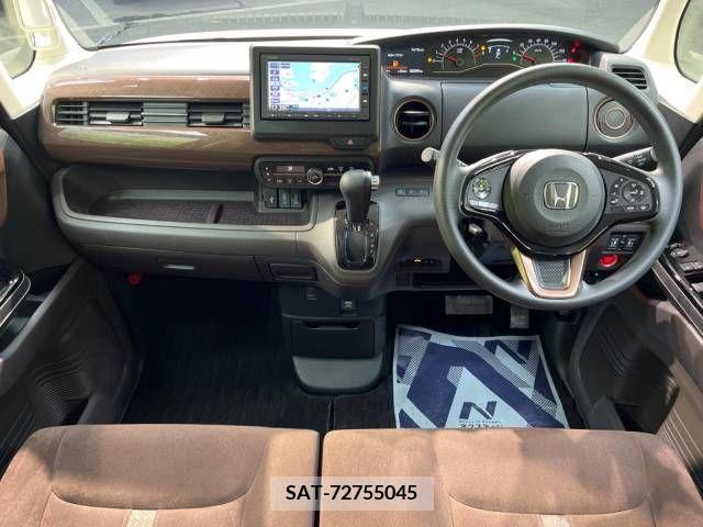 Honda N BOX 2019-07 374735-1