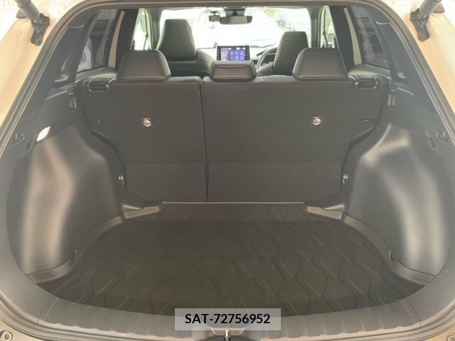 Toyota COROLLA CROSS 2023-03 412247-24