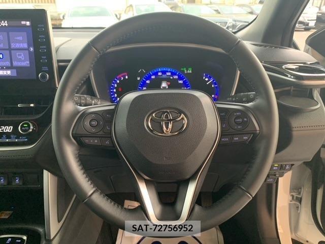 Toyota COROLLA CROSS 2023-03 412247-12