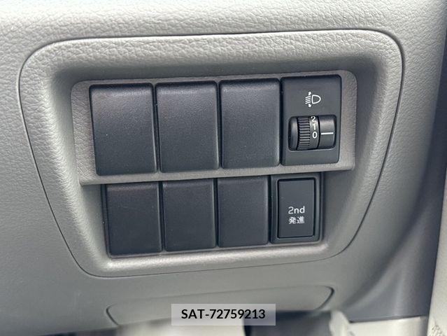 Suzuki EVERY 2018-11 327769-23