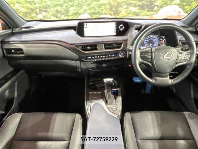 Lexus UX 2021-03 276979-1
