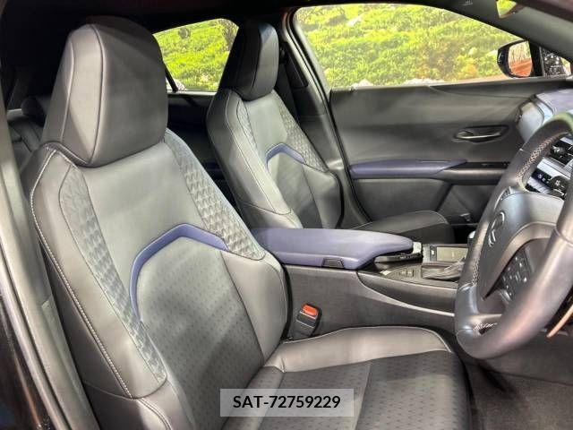 Lexus UX 2021-03 276979-8