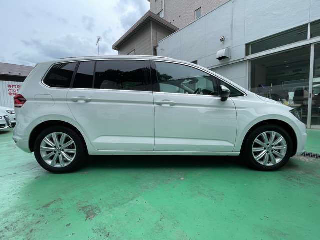 VolksWagen GOLF TOURAN 2016-05 11356-7