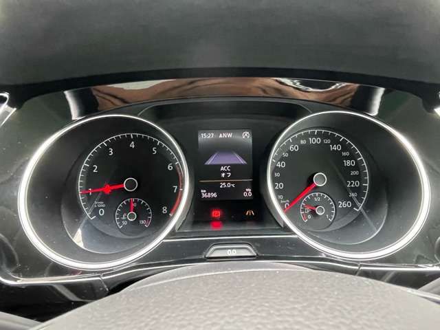 VolksWagen GOLF TOURAN 2016-05 11356-16