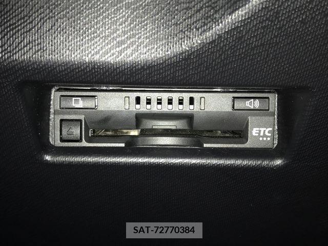 Toyota AQUA 2016-11 340473-24
