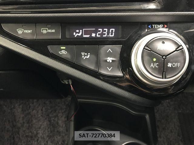 Toyota AQUA 2016-11 340473-29