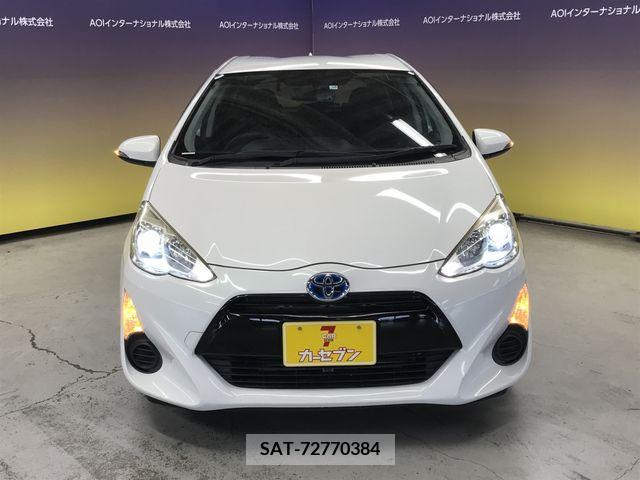 Toyota AQUA 2016-11 340473-8