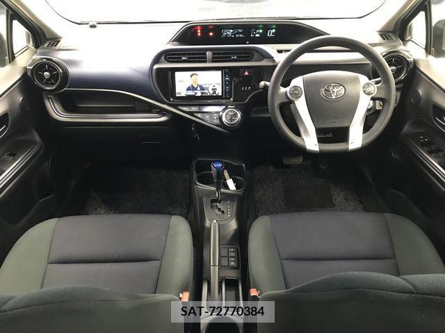 Toyota AQUA 2016-11 340473-7