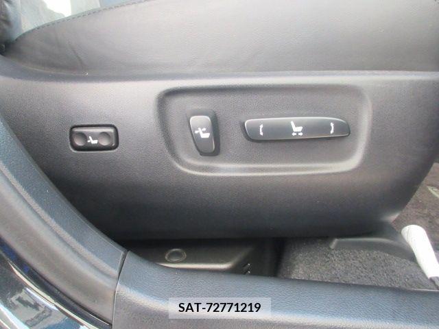 Lexus HS 2017-02 387550-18
