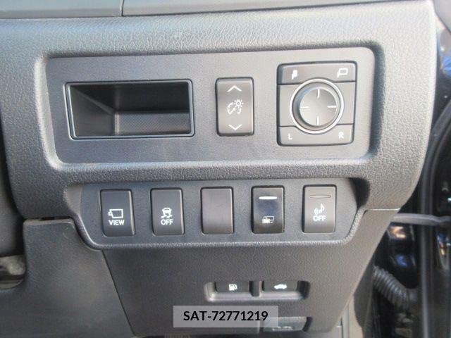 Lexus HS 2017-02 387550-17