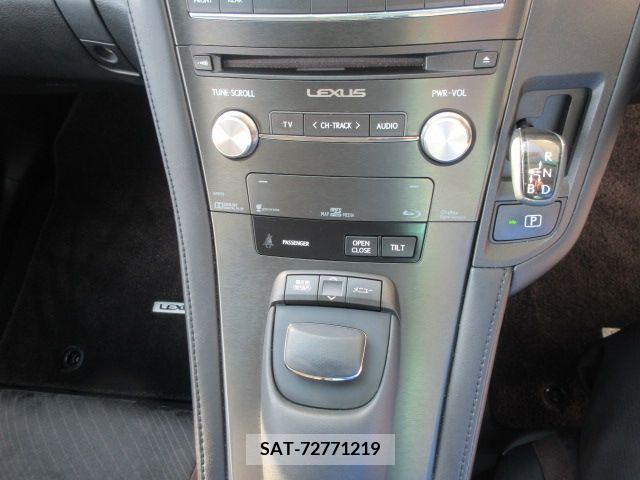 Lexus HS 2017-02 387550-12