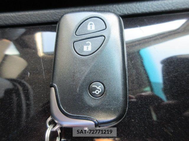 Lexus HS 2017-02 387550-24