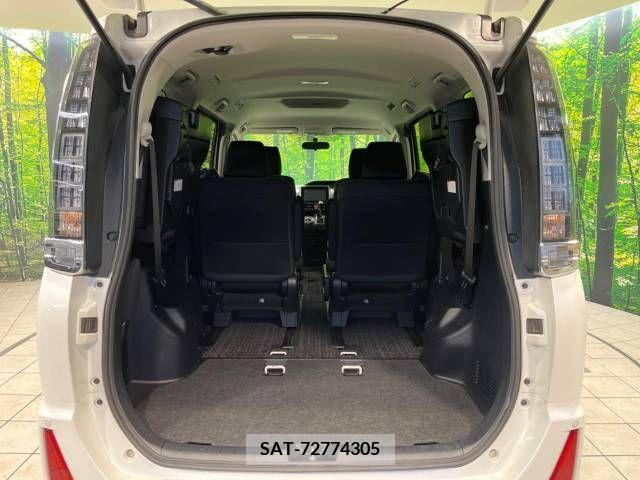 Toyota VOXY 2014-03 246865-10