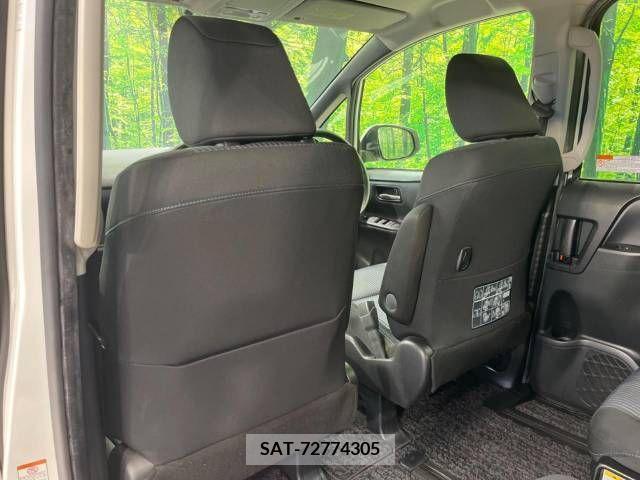 Toyota VOXY 2014-03 246865-19