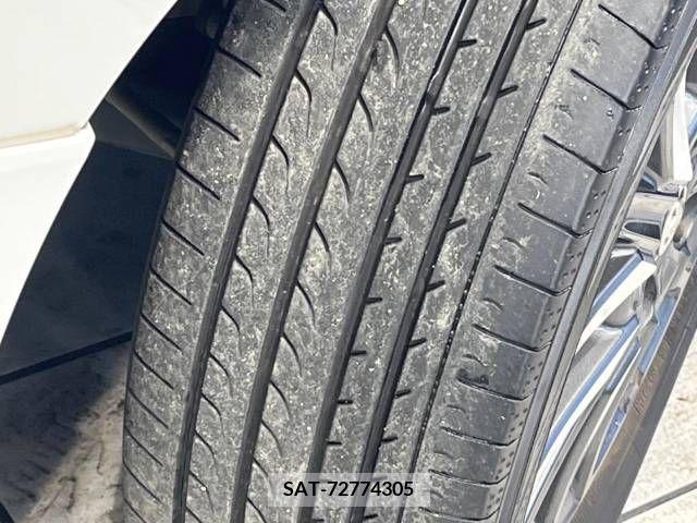 Toyota VOXY 2014-03 246865-18