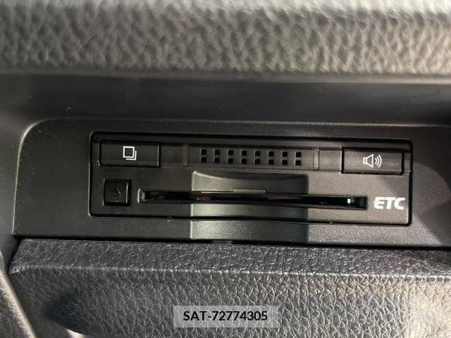 Toyota VOXY 2014-03 246865-7