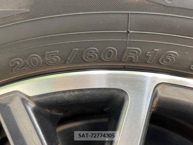 Toyota VOXY 2014-03 246865-17