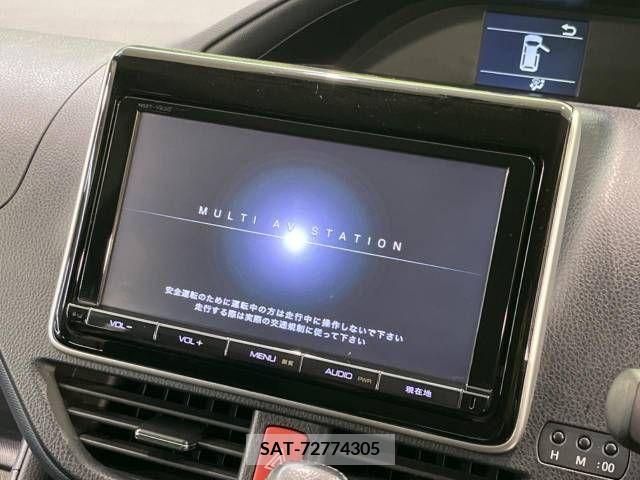 Toyota VOXY 2014-03 246865-2