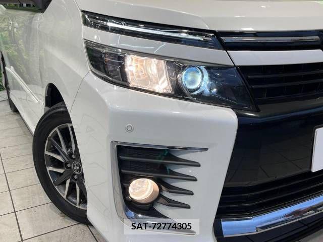 Toyota VOXY 2014-03 246865-12
