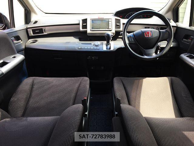 Honda FREED 2011-04 229801-1
