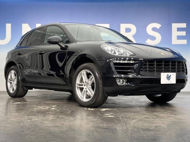 Porsche MACAN 2018-03 18929-13