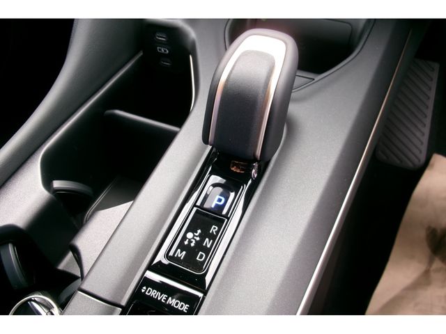 Toyota CROWN 2023-09 21917-24