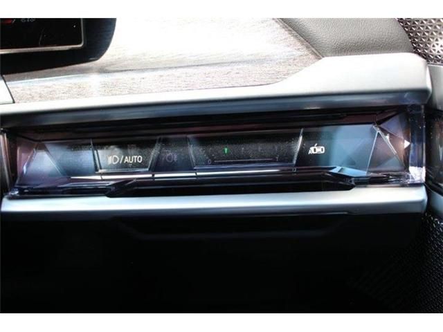 Bmw 7 SERIES 2023-06 22562-28