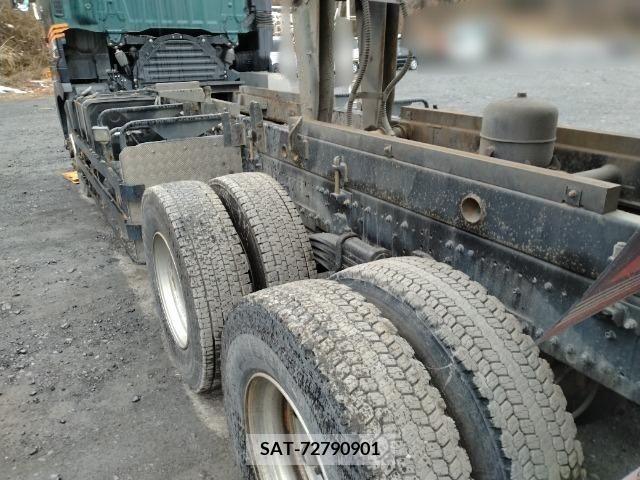 Hino PROFIA 2018-09 302755-17