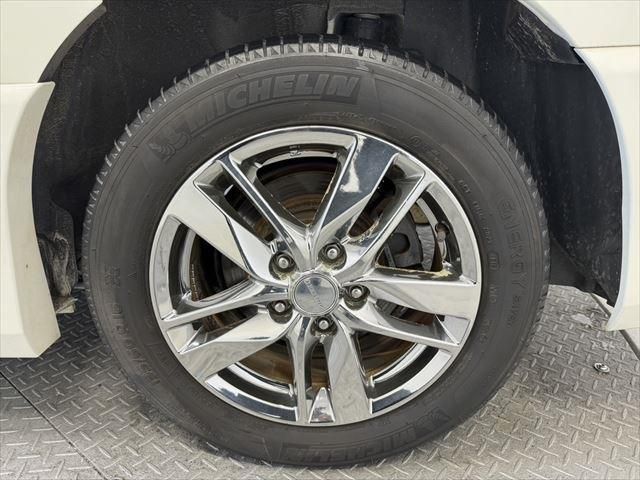 Nissan SERENA 2011-02 194999-14