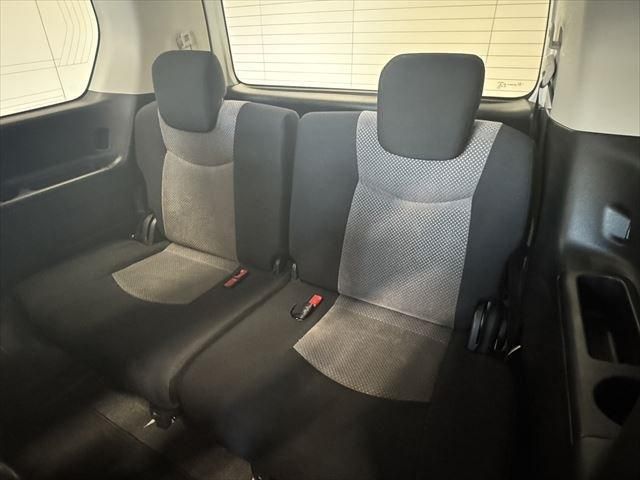 Nissan SERENA 2011-02 194999-24