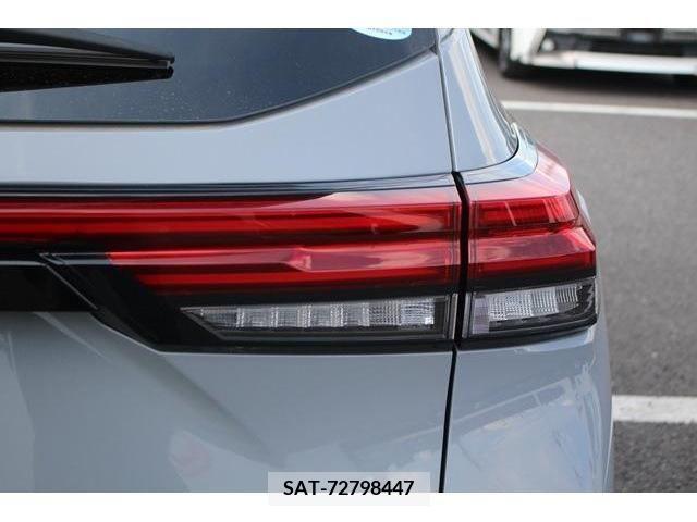 Nissan AURA 2021-10 356677-12
