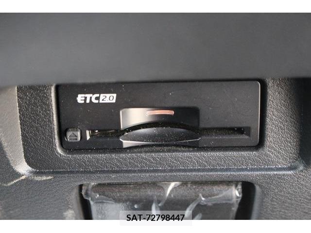 Nissan AURA 2021-10 356677-6