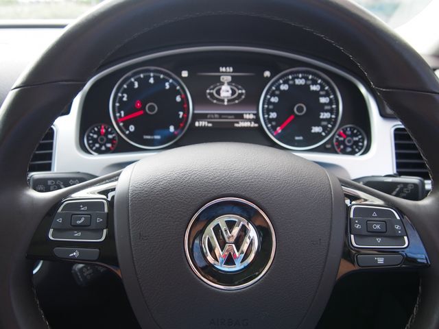 VolksWagen TOUAREG 2015-07 191367-12