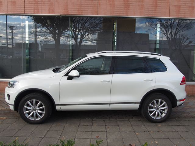 VolksWagen TOUAREG 2015-07 191367-17